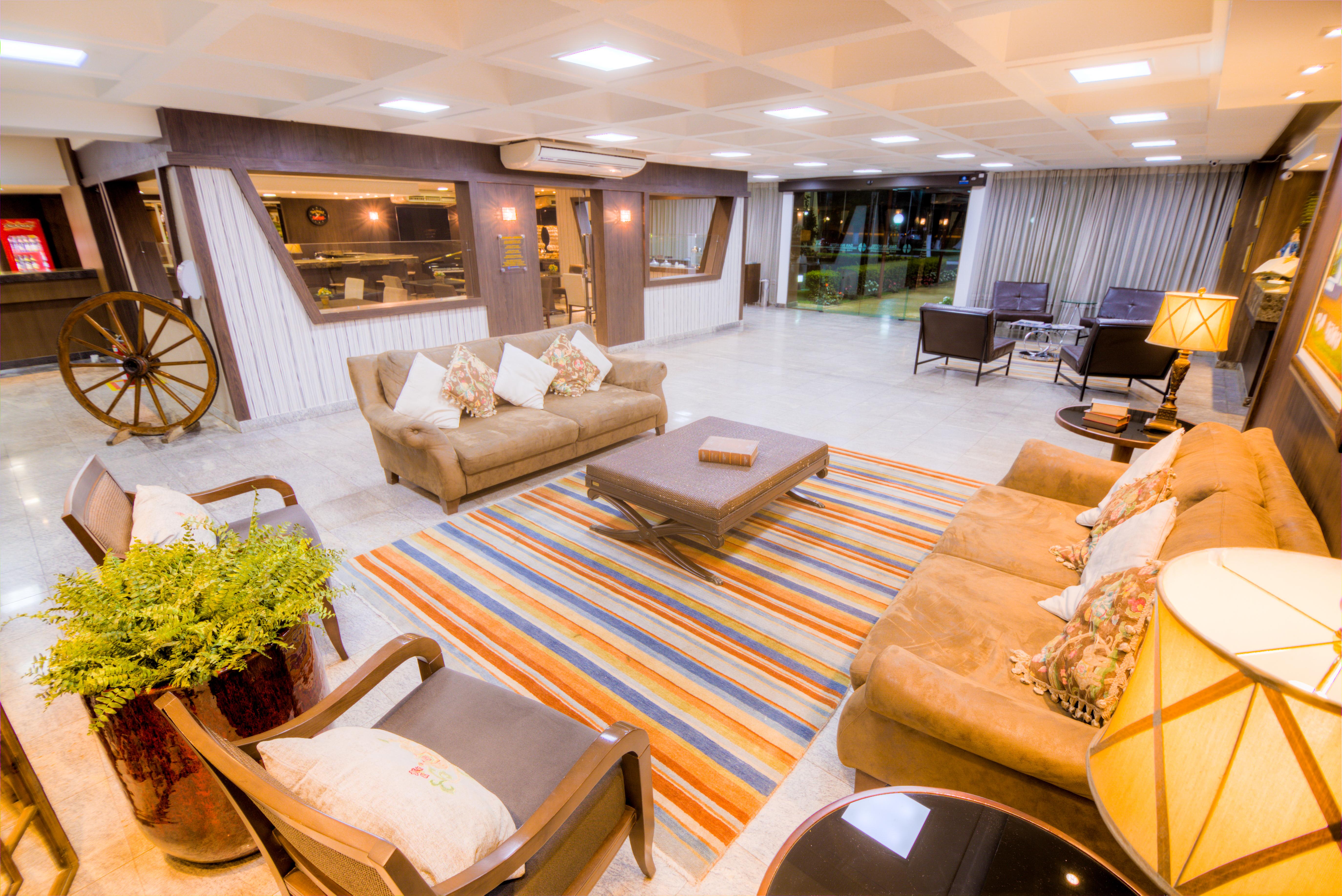 Hotel Dan Inn Uberaba & Convencoes By Nacional Inn 外观 照片